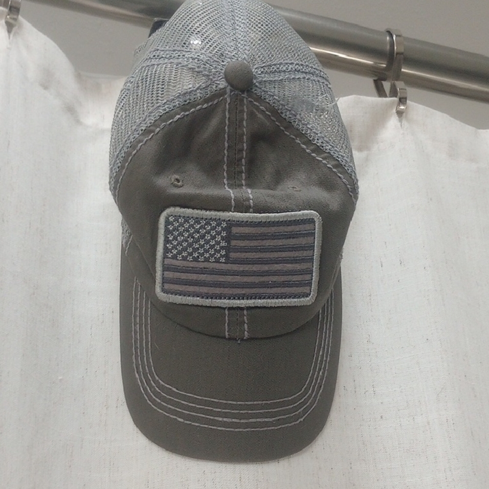 Gray American Flag Baseball Cap